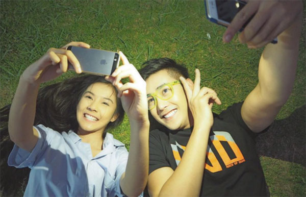 แอมป์ โร่แจงปมกิ๊ก พีพี พัชญา ยันไม่ใช่พี่น้องท้องชนกัน แอมป์ โร่แจงปมกิ๊ก พีพี พัชญา ยันไม่ใช่พี่น้องท้องชนกัน