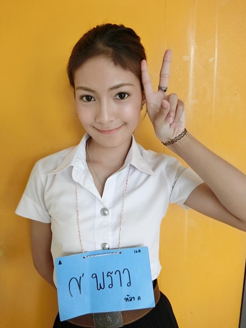 น้องพราว ผู้เข้าประกวดเฟรชชี่ KMUTT 2015 น้องพราว ผู้เข้าประกวดเฟรชชี่ KMUTT 2015