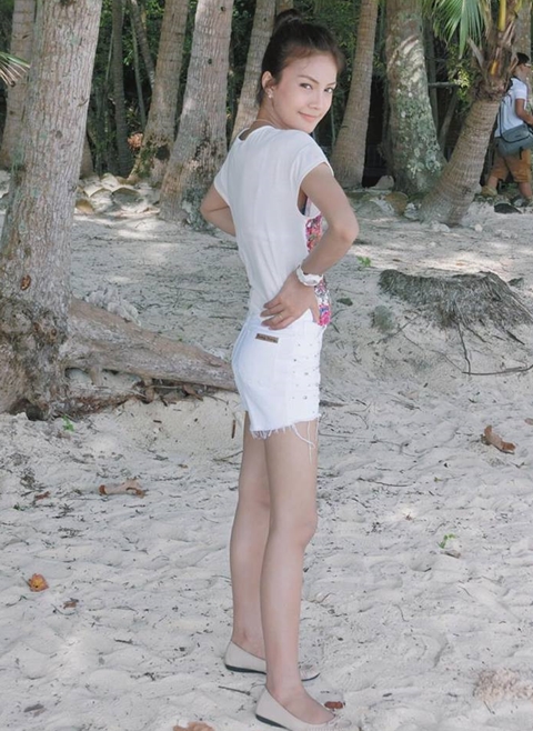 น้องพราว ผู้เข้าประกวดเฟรชชี่ KMUTT 2015 น้องพราว ผู้เข้าประกวดเฟรชชี่ KMUTT 2015