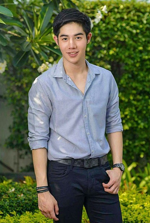 แชร์สนั่น บอส น้องชาย กวาง The Face 2 สาว ๆ ขออยู่ #ทีมพี่สะใภ้ เพียบ ! แชร์สนั่น บอส น้องชาย กวาง The Face 2 สาว ๆ ขออยู่ #ทีมพี่สะใภ้ เพียบ !