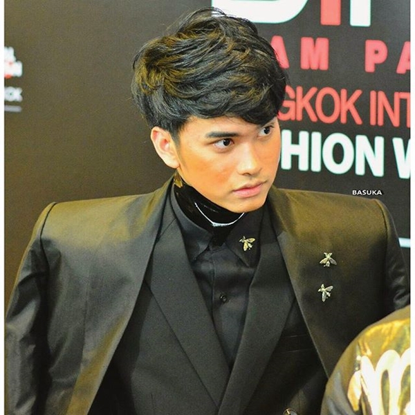 นนท์ เดอะวอยซ์ โต้อัพหน้าใหม่ หล่อขึ้นเพราะเปลี่ยนลุค นนท์ เดอะวอยซ์ โต้อัพหน้าใหม่ หล่อขึ้นเพราะเปลี่ยนลุค