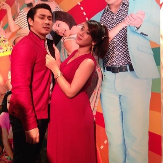 เอ พศิน เผยโฉม น้องแตงกวา ภรรยาคนรู้ใจ เอ พศิน เผยโฉม น้องแตงกวา ภรรยาคนรู้ใจ