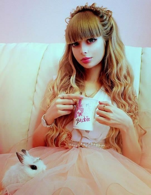 เปิดใจสาวบาร์บี้มีชีวิตวัย 26 ใครจะเชื่อน่ารักแบบนี้ แต่ไม่เคยมีแฟน เปิดใจสาวบาร์บี้มีชีวิตวัย 26 ใครจะเชื่อน่ารักแบบนี้ แต่ไม่เคยมีแฟน