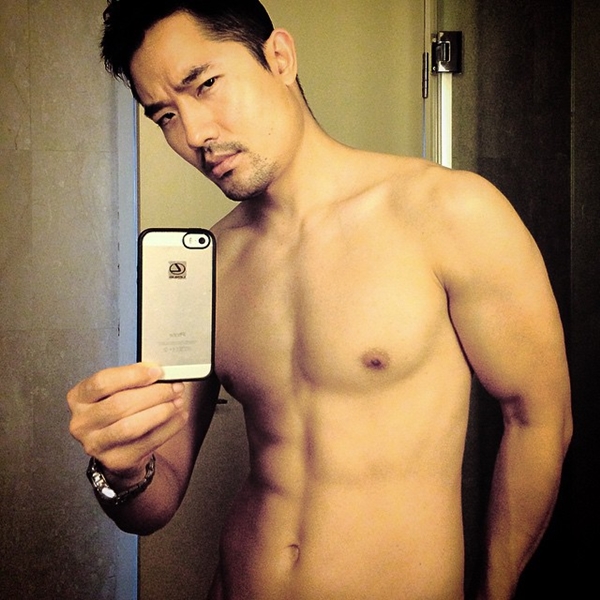 เอ็กซ์ ปิยะ โชว์จริงหวิวจริง กางเกงในแดงปิดของสงวน บังแทบไม่มิด !!! เอ็กซ์ ปิยะ โชว์จริงหวิวจริง กางเกงในแดงปิดของสงวน บังแทบไม่มิด !!!