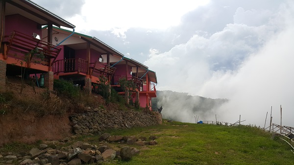 ที่พักภูทับเบิก Family House ภูทับเบิก