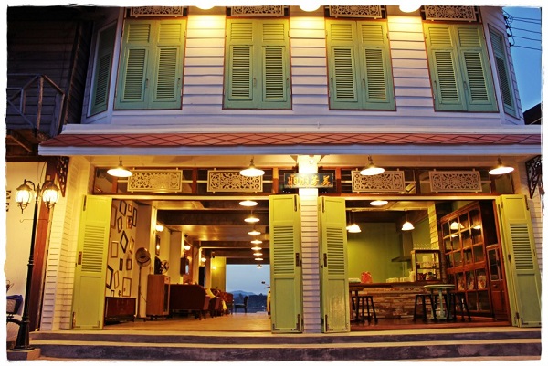 ที่พักราคาหลักร้อย ที่พักราคาหลักร้อย