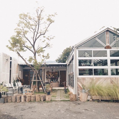 ร้านกาแฟแสนเก๋ บรรยากาศดีเว่อร์ ร้านกาแฟแสนเก๋ บรรยากาศดีเว่อร์