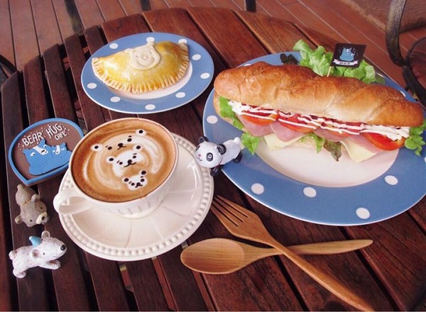 ร้านกาแฟแสนเก๋ บรรยากาศดีเว่อร์ ร้านกาแฟแสนเก๋ บรรยากาศดีเว่อร์