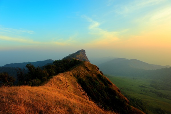 ดอยสูงและวิวสวยของเมืองไทย ดอยสูงและวิวสวยของเมืองไทย