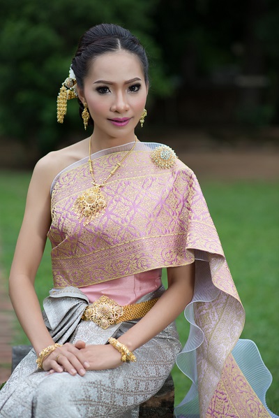 ชุดไทยแต่งงาน ชุดไทยแต่งงาน