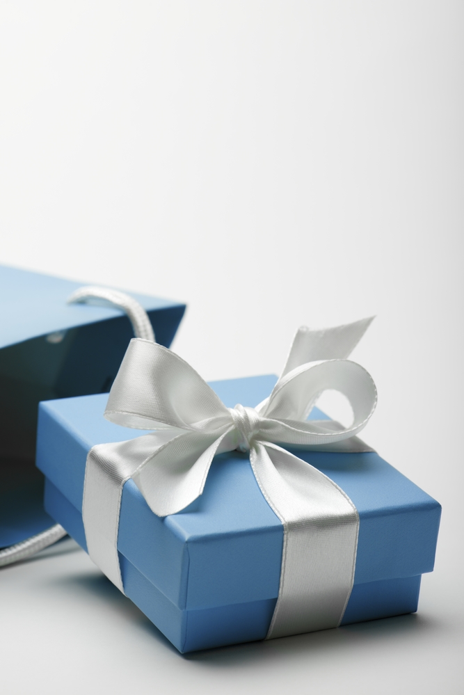 7 เคล็ดลับการเลือกของขวัญแต่งงาน สุขใจทั้งผู้ให้และผู้รับ 7 เคล็ดลับการเลือกของขวัญแต่งงาน สุขใจทั้งผู้ให้และผู้รับ