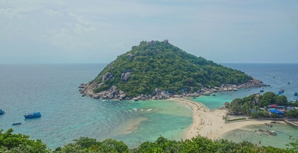 ฉายเดี่ยวเที่ยวเกาะเต่า-เกาะนางยวน ฉบับทรัพย์จางแต่อยากไปทะเล ฉายเดี่ยวเที่ยวเกาะเต่า-เกาะนางยวน ฉบับทรัพย์จางแต่อยากไปทะเล
