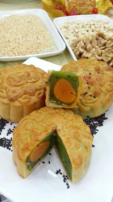 ชวนชิมขนมไหว้พระจันทร์อร่อย ๆ ในเยาวราช ชวนชิมขนมไหว้พระจันทร์อร่อย ๆ ในเยาวราช
