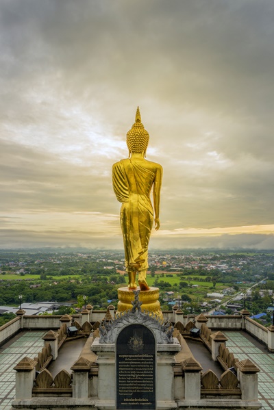 เที่ยวน่าน แชะภาพที่จุดชมวิวเมืองน่าน ณ วัดพระธาตุเขาน้อย