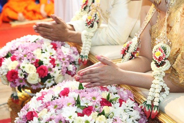 พานรับน้ำสังข์ พานรับน้ำสังข์