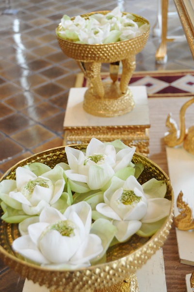 พานรับน้ำสังข์ พานรับน้ำสังข์