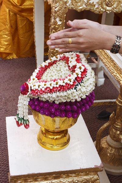 พานรับน้ำสังข์ พานรับน้ำสังข์