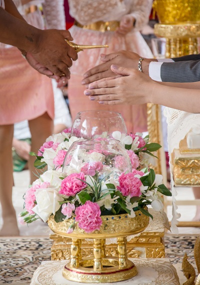พานรับน้ำสังข์ พานรับน้ำสังข์