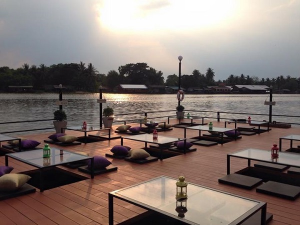 ร้านอาหารริมน้ำกาญจนบุรี ร้านอาหารริมน้ำกาญจนบุรี