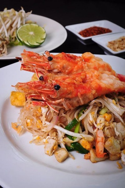ร้านอาหารริมน้ำกาญจนบุรี ร้านอาหารริมน้ำกาญจนบุรี