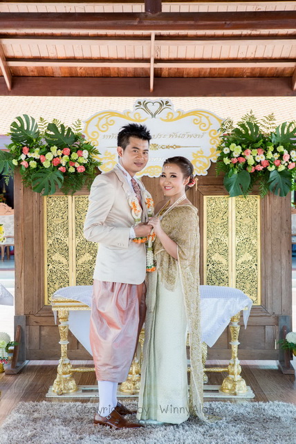 รีวิวงานแต่งเช้าฉบับกะทัดรัด ณ เรือนไทยหัตถศิลป์ สิงห์บุรี รีวิวงานแต่งเช้าฉบับกะทัดรัด ณ เรือนไทยหัตถศิลป์ สิงห์บุรี