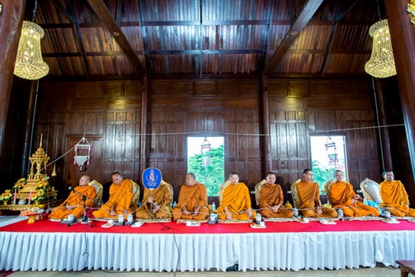 รีวิวงานแต่งเช้าฉบับกะทัดรัด ณ เรือนไทยหัตถศิลป์ สิงห์บุรี รีวิวงานแต่งเช้าฉบับกะทัดรัด ณ เรือนไทยหัตถศิลป์ สิงห์บุรี