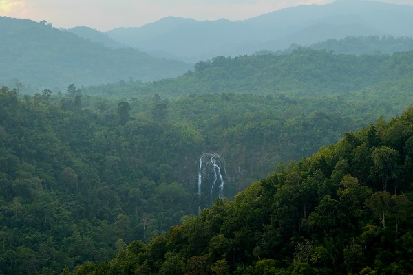 สถานที่ท่องเที่ยวสุโขทัยและกำแพงเพชร สถานที่ท่องเที่ยวสุโขทัยและกำแพงเพชร