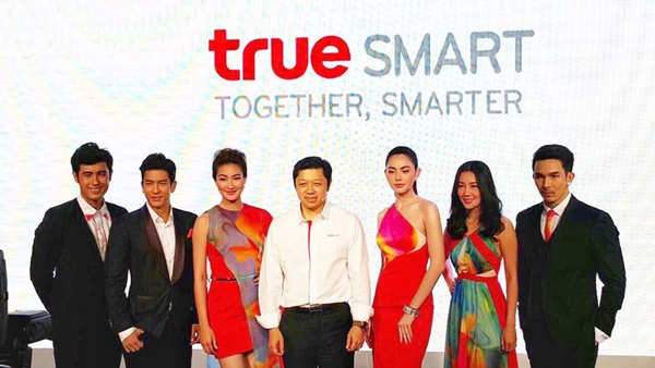 ใหม่ ดาวิกา ใหม่ ดาวิกา