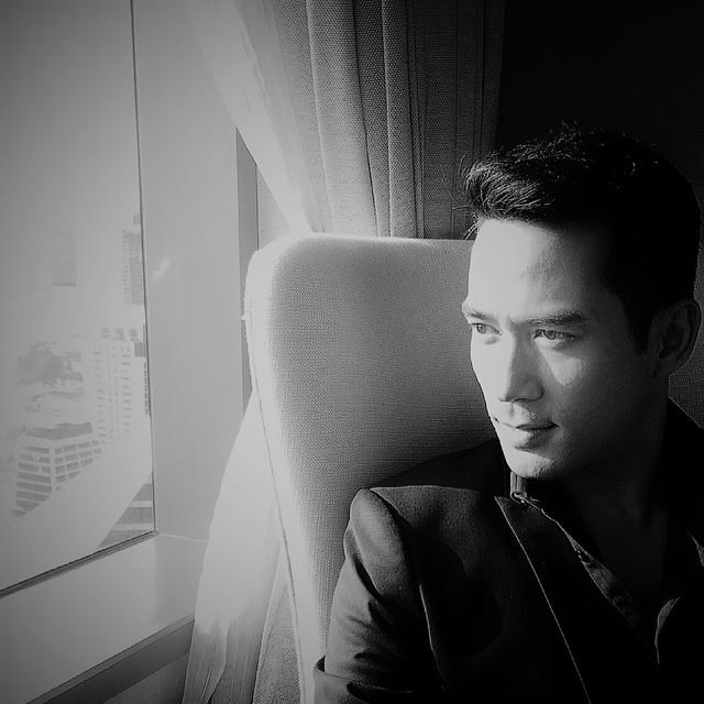 ชมภาพกันชัด ๆ 12 พระเอกวัย 40 แต่ยังหล่อ ใส ได้ใจสาว ๆ ชมภาพกันชัด ๆ 12 พระเอกวัย 40 แต่ยังหล่อ ใส ได้ใจสาว ๆ
