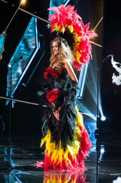 ชุดประจําชาติ Miss Universe 2015 ชุดประจําชาติ Miss Universe 2015