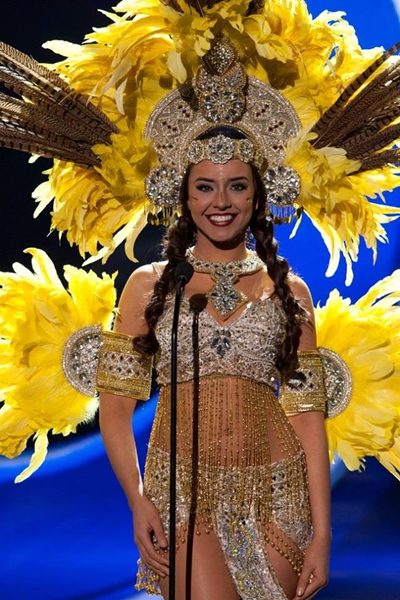 ชุดประจําชาติ Miss Universe 2015 ชุดประจําชาติ Miss Universe 2015