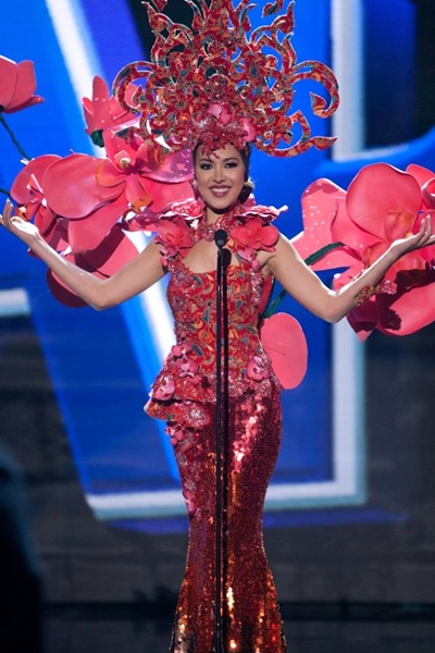 ชุดประจําชาติ Miss Universe 2015 ชุดประจําชาติ Miss Universe 2015