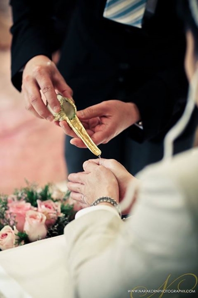 งานหมั้น เอมมี่ มรกต ไฮโซเจมส์ จิรายุทธ งานหมั้น เอมมี่ มรกต ไฮโซเจมส์ จิรายุทธ