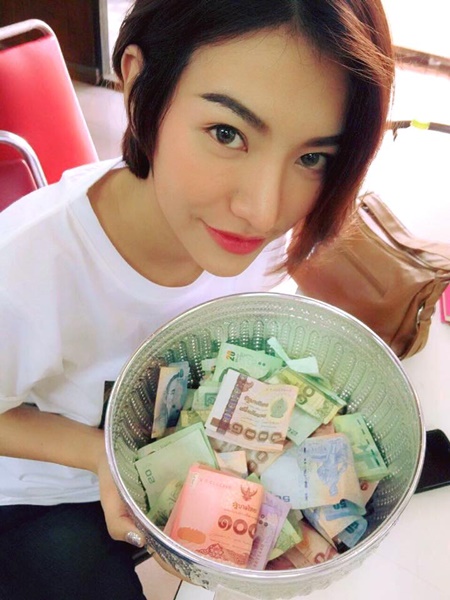 แก้ว กรวีร์ แก้ว กรวีร์