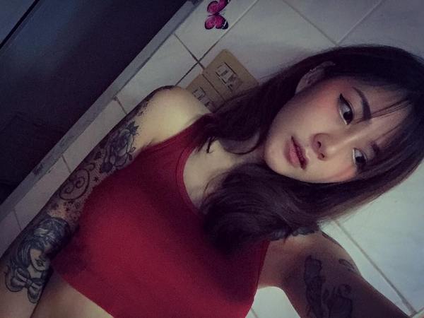 น้องเลย์ สาวรักรอยสัก น้องเลย์ สาวรักรอยสัก