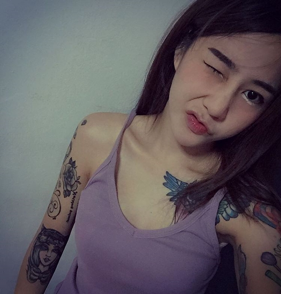 น้องเลย์ สาวรักรอยสัก น้องเลย์ สาวรักรอยสัก