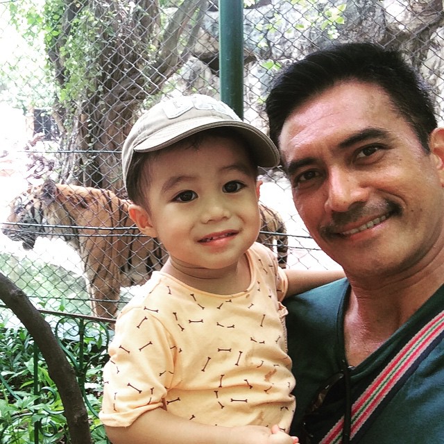 ผู้พันเบิร์ด ผู้พันเบิร์ด