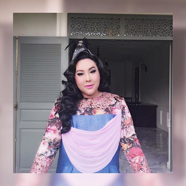 ดีเจบุ๊คโกะ ดีเจบุ๊คโกะ