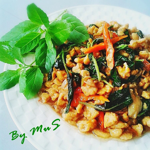 ผัดกะเพราไข่ ผัดกะเพราไข่