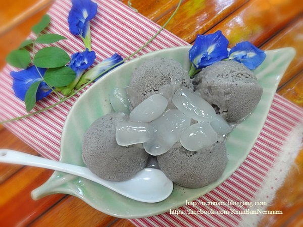 ไอศกรีมน้ำเต้าหู้งาดำ เมนูเย็นชื่นใจเพื่อสุขภาพ สูตรไม่ใส่นมและครีม ไอศกรีมน้ำเต้าหู้งาดำ เมนูเย็นชื่นใจเพื่อสุขภาพ สูตรไม่ใส่นมและครีม