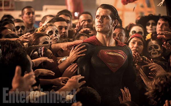 แบทแมน-ซูเปอร์แมน ประชันหน้าในภาพใหม่ Batman v Superman แบทแมน-ซูเปอร์แมน ประชันหน้าในภาพใหม่ Batman v Superman