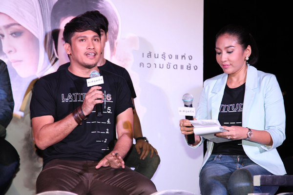 ปีเตอร์ คอร์ป - โบว์ลิ่ง นำทีมนักแสดง แถลงข่าวเปิดตัว ละติจูดที่ 6 ปีเตอร์ คอร์ป - โบว์ลิ่ง นำทีมนักแสดง แถลงข่าวเปิดตัว ละติจูดที่ 6