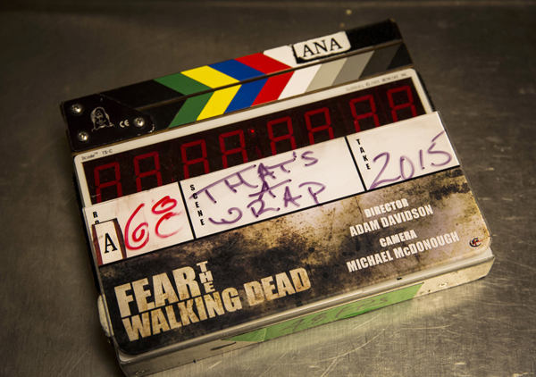 Fear the Walking Dead ซีรีส์ใหม่เล่าจุดกำเนิด Walking Dead
