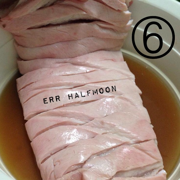 5 วิธีทำหมูกรอบ หนังกรอบเนื้อฟู ยอมเป็นหมูก็คราวนี้ 5 วิธีทำหมูกรอบ หนังกรอบเนื้อฟู ยอมเป็นหมูก็คราวนี้