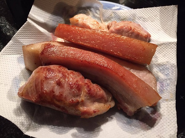 ข้าวหน้าหมูชาชู ข้าวหน้าหมูชาชู