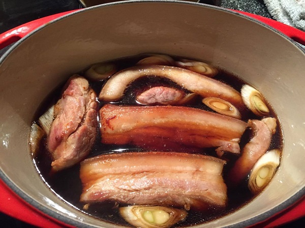 ข้าวหน้าหมูชาชู ข้าวหน้าหมูชาชู