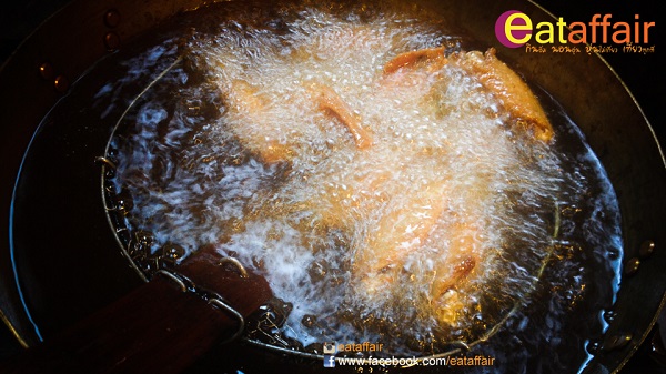 ปีกไก่ทอดน้ำปลา ปีกไก่ทอดน้ำปลา