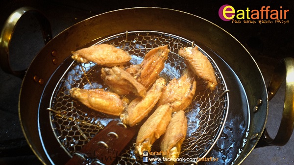 ปีกไก่ทอดน้ำปลา ปีกไก่ทอดน้ำปลา