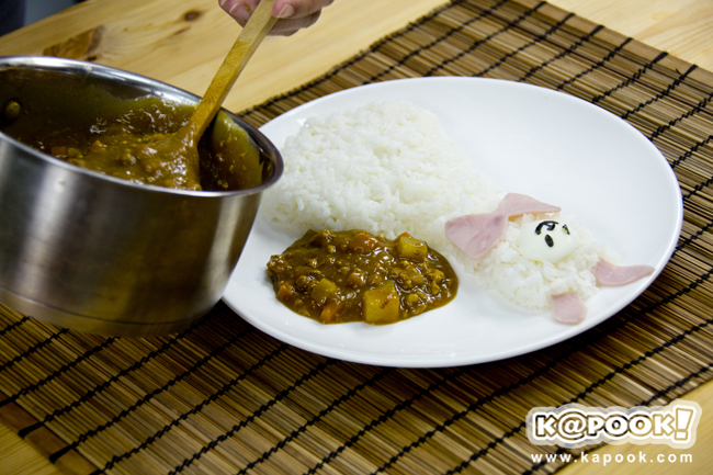ข้าวหน้าแกงกระหรี่อัลปาก้า ข้าวหน้าแกงกระหรี่อัลปาก้า