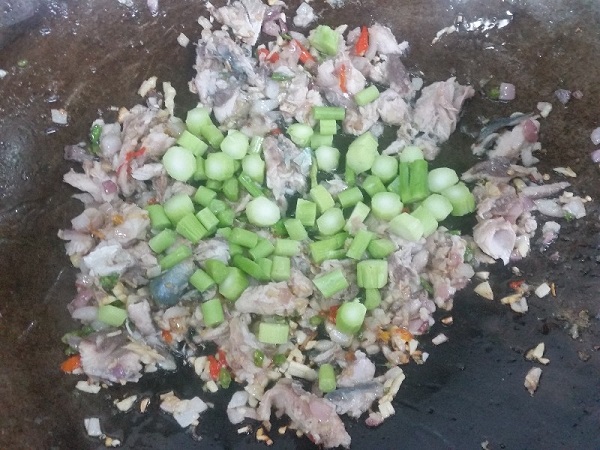 ข้าวผัดปลาทู ข้าวผัดปลาทู